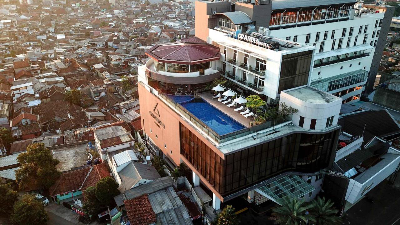 Grandia Hotel Bandung Luaran gambar