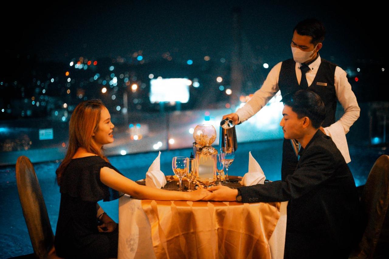 Grandia Hotel Bandung Luaran gambar
