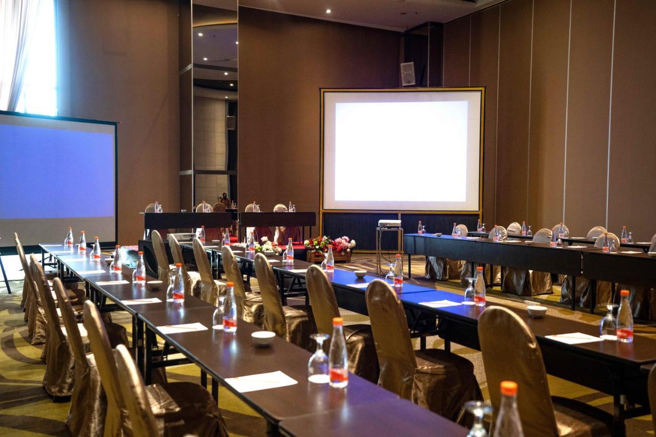 Grandia Hotel Bandung Luaran gambar