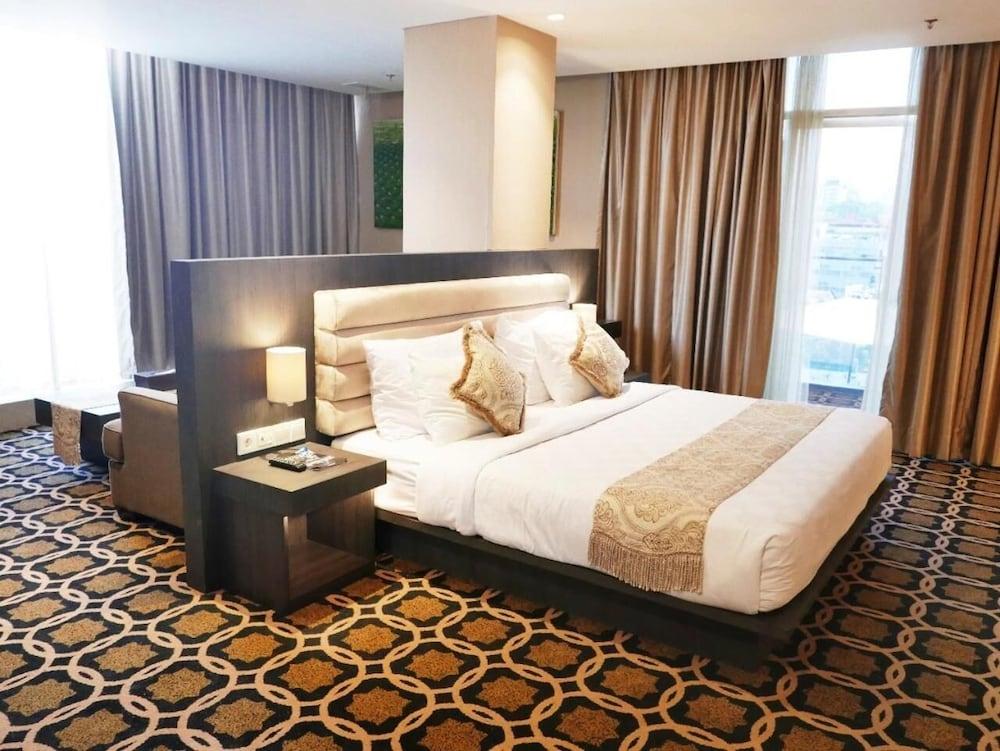 Grandia Hotel Bandung Luaran gambar