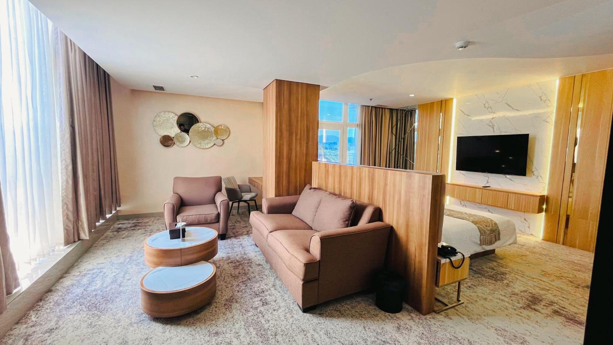 Grandia Hotel Bandung Luaran gambar