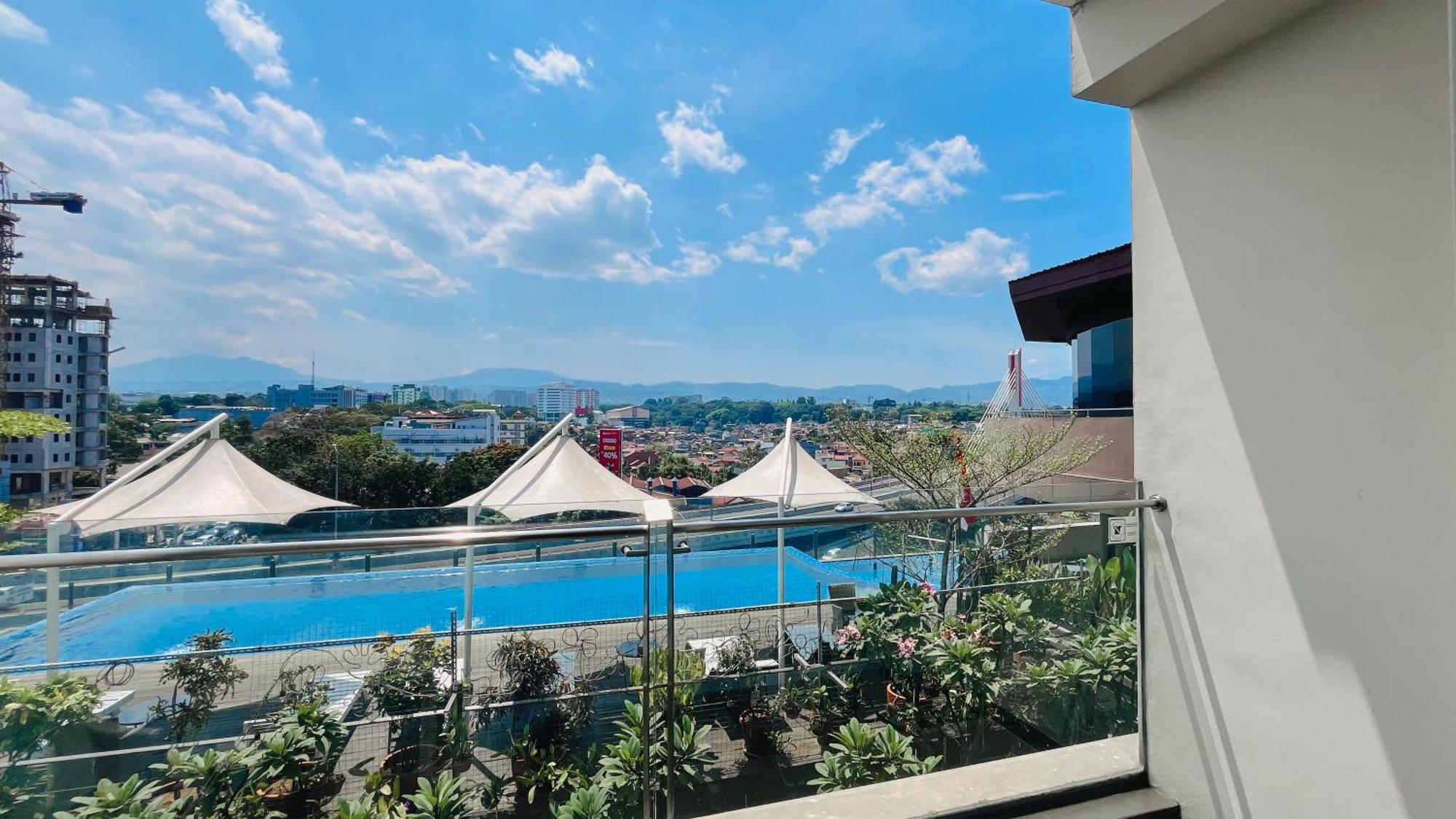 Grandia Hotel Bandung Luaran gambar